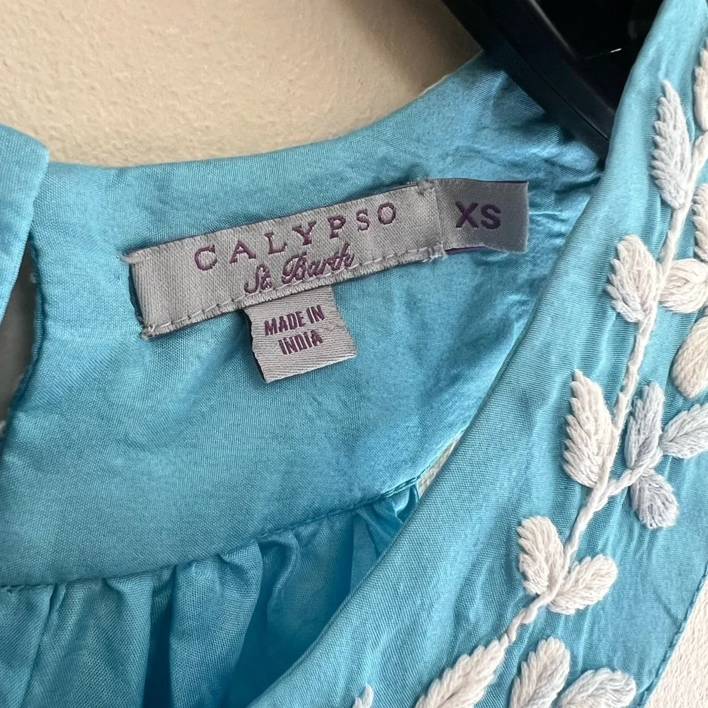 Blue Sleeveless Dress with White Embroidery by calypso st Barth - Picture 5 of 7